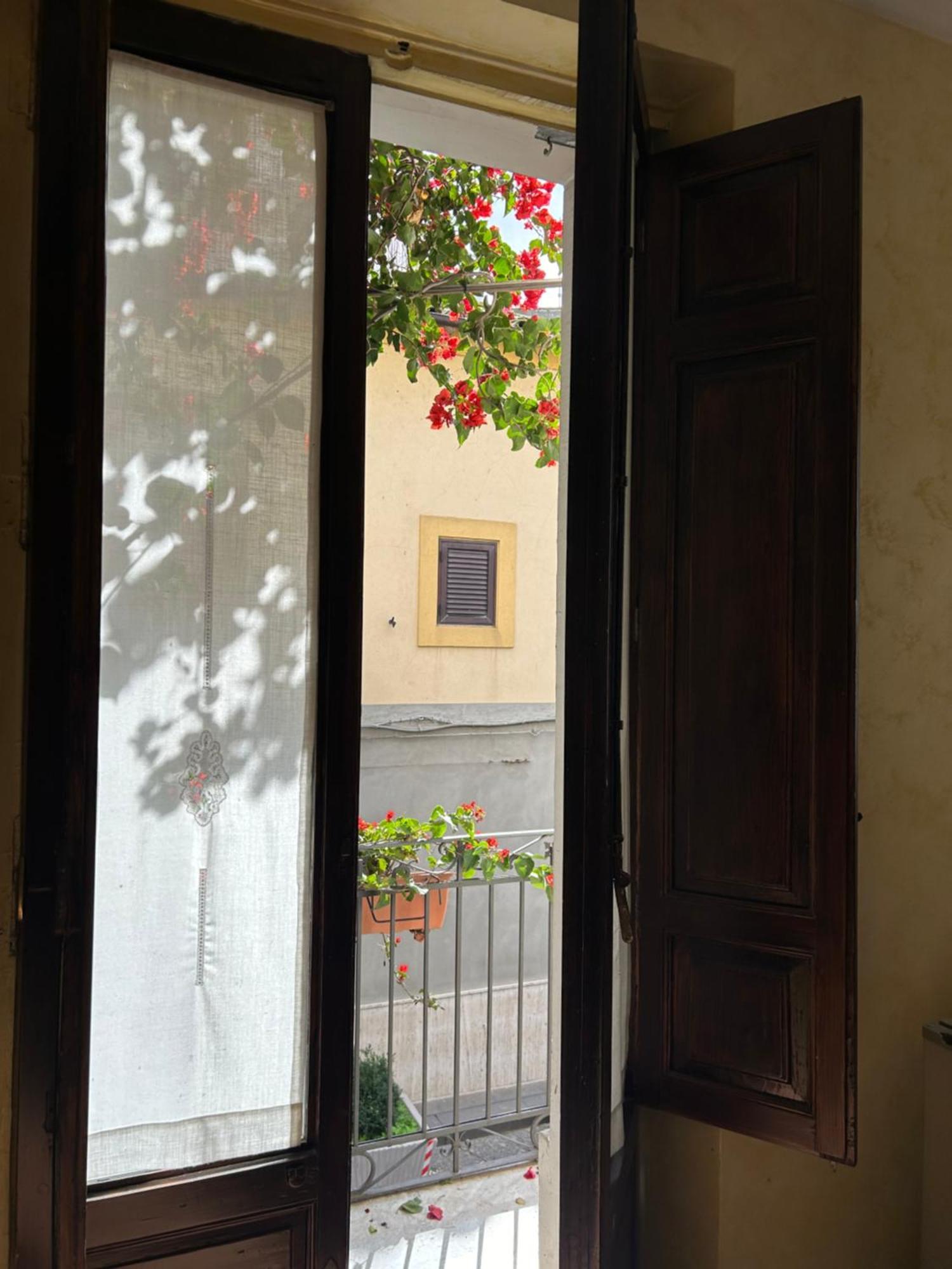 B&B L'Angolo Sulla Piazza Mirabella Imbaccari Dış mekan fotoğraf